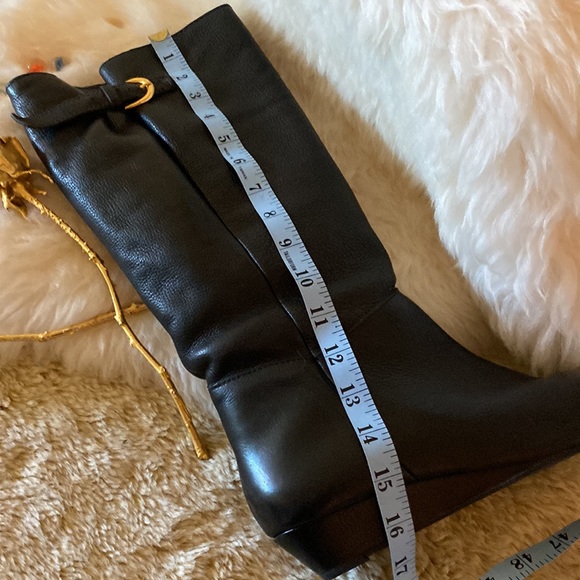 Absolutely Gorgeous Soft Buttery Black Leather Wedged Boots w/ADJUSTABLE Buckle - Picture 6 of 9